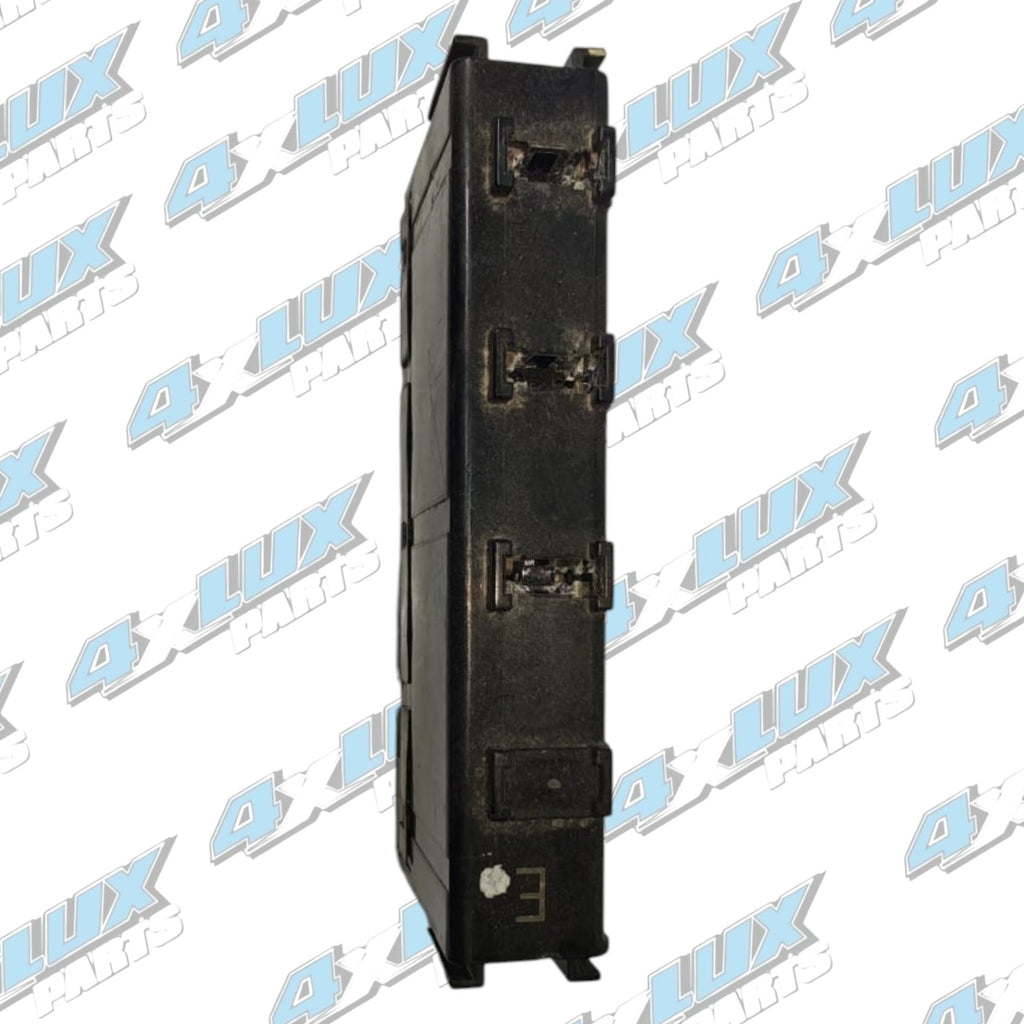 Toyota Integration Relay Genuine 8264171020 (Used)