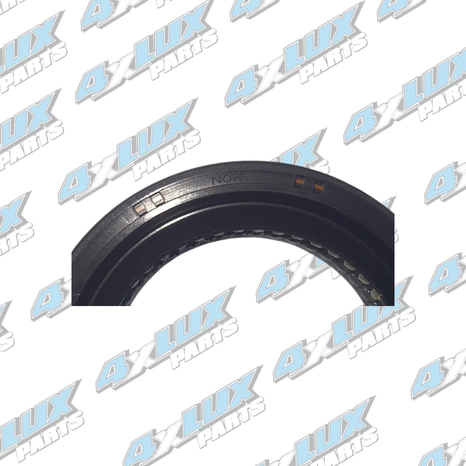 Toyota Hilux Fortuner Prado Revo Vigo  Gearbox Tail Seal  Genuine 9031145037