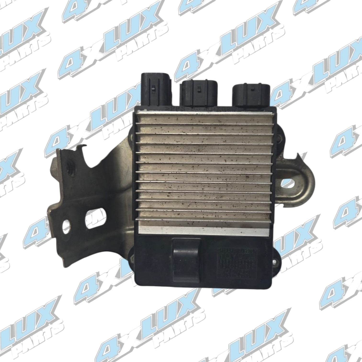 Toyota D4D Hilux Fortuner 3 plug injector driver 89871-25010