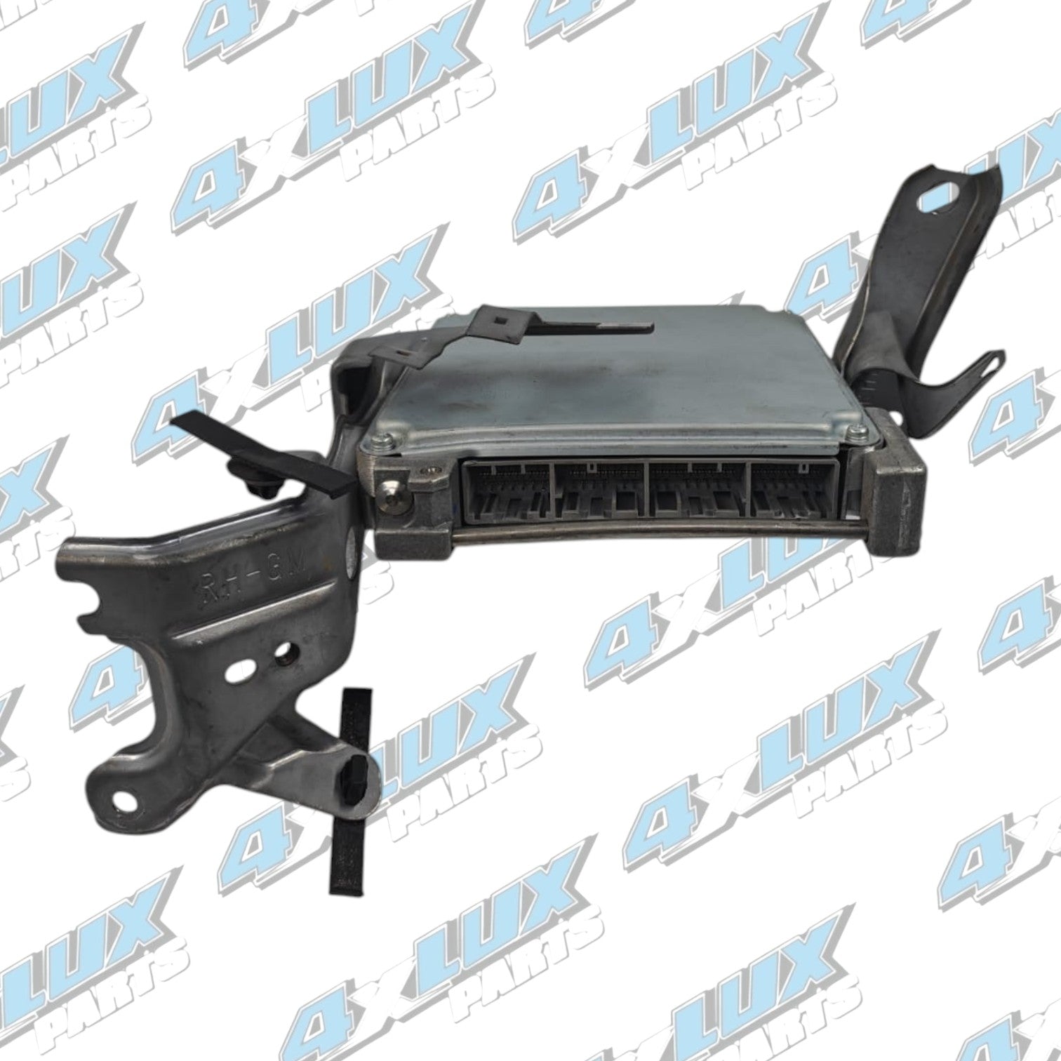 Toyota Hilux Fortuner 2KD 2011 to 2015  Engine Control Unit ECU 896610KU61 (Used)