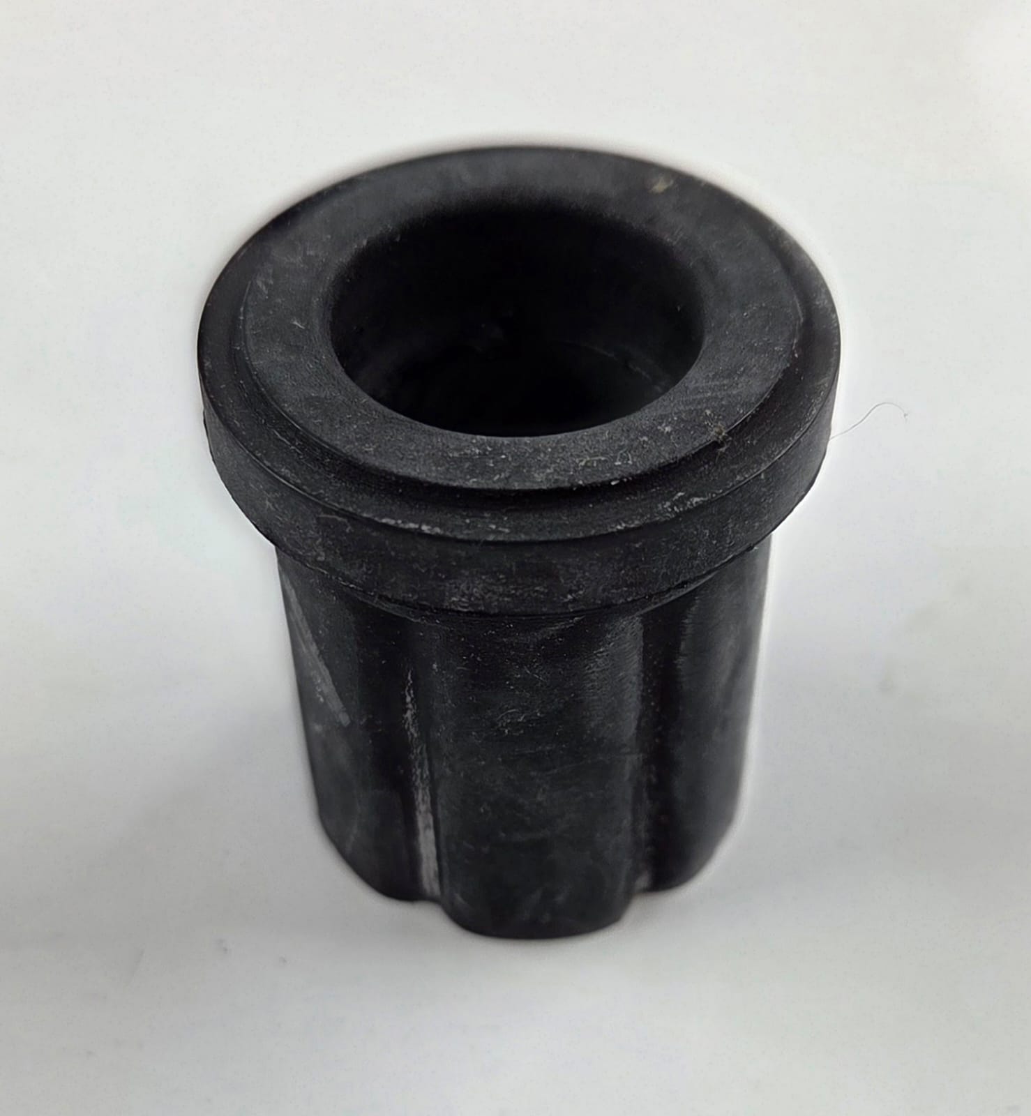 Toyota Hilux 2.5 3.0 D4D 2005 to 2014 Rear Shackle Bush Short 90385-T0010