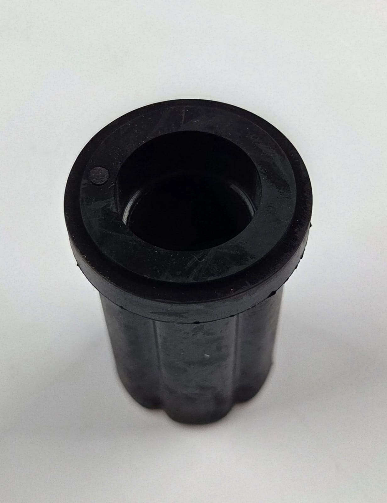 Toyota Hilux 2.5 3.0 D4D 2005 to 2014 Rear Upper Shackle Bush Long 90385-T0001