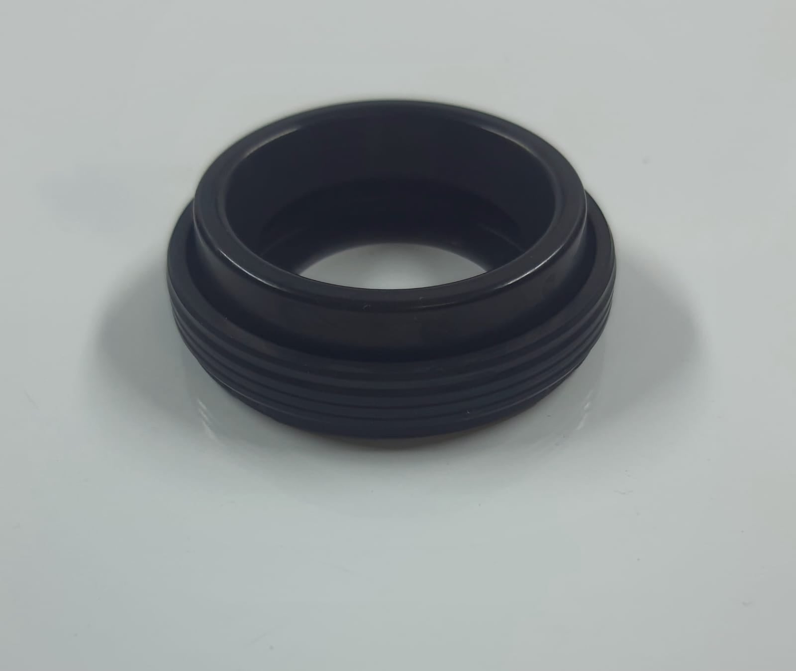 Toyota Hilux Fortuner 1KD 2KD Tappet Cover  Cylinder Head Cover Center Injector Seals Genuine 2368230020